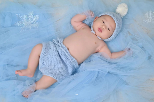 安吉摸孕妇肚子沾喜气
